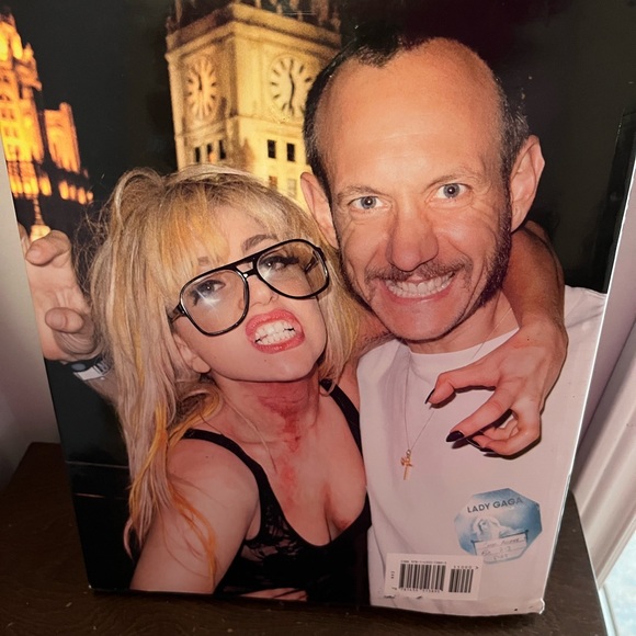 LADY GAGA x TERRY RICHARDSON Photography Book - Picture 2 of 7